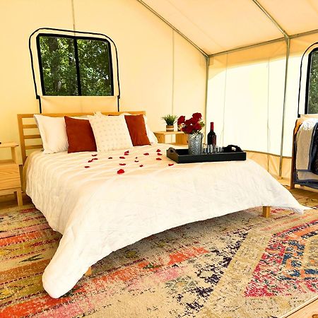 Roaring River Luxury Glamping #1 Cassville Buitenkant foto